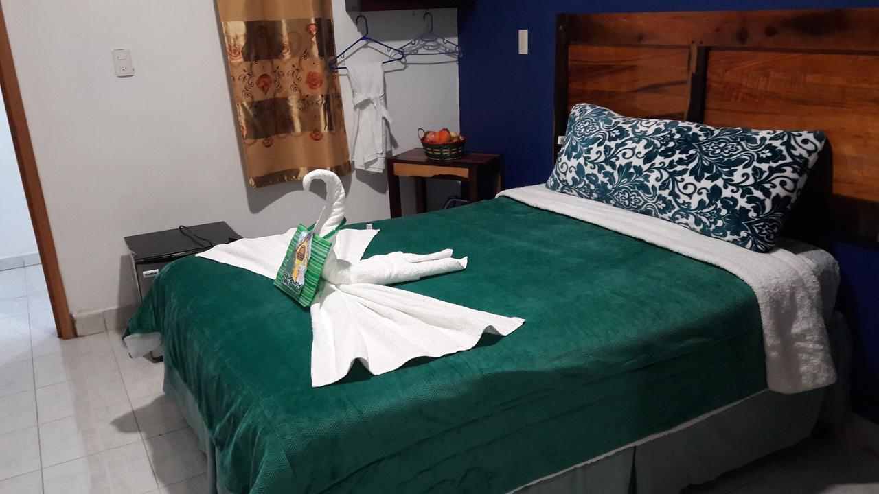 Hotel Lunas Bacalar Esterno foto